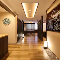 ร้านอาหาร "คัตสึระ" ที่สร้างเสร็จในปี 2019