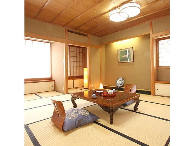 ห้องพักแบบญี่ปุ่นระดับซูพีเรียพร้อมน้ำพุร้อน.