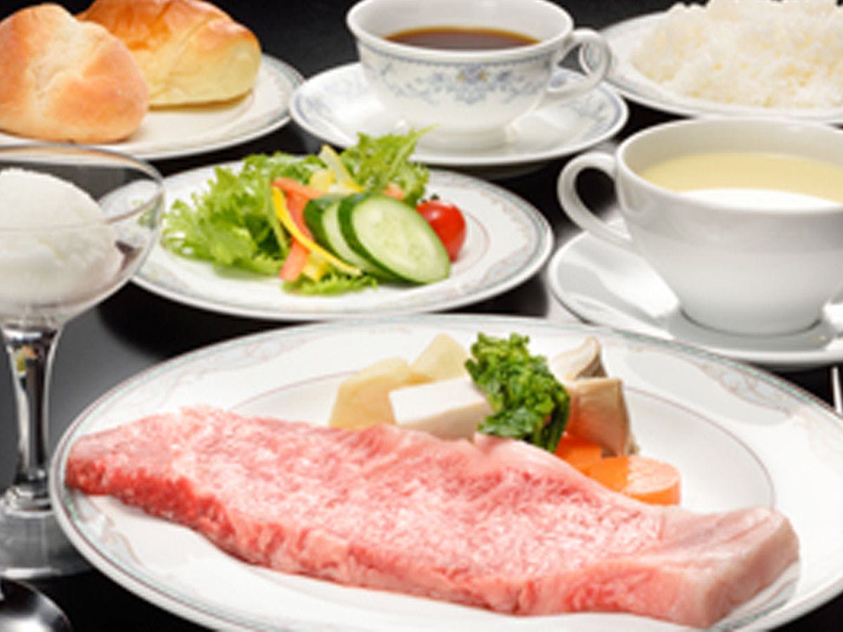 저녁 식사 예: 토메산 소고기 스테이크 플랜