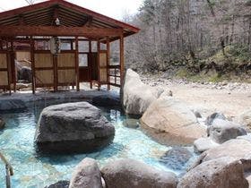 芽登温泉ホテル