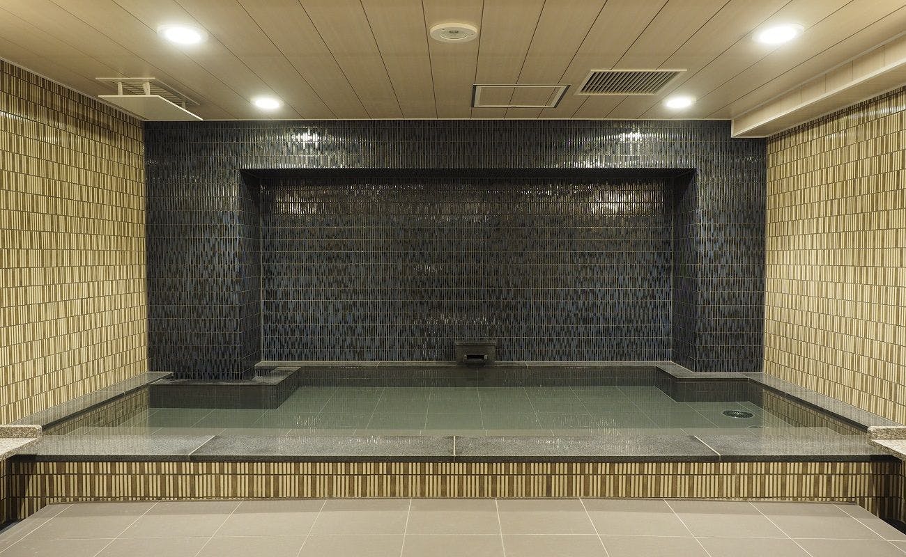 ห้องอาบน้ำรวมชาย