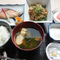 조식 예: 매일 바뀌는 일본식 정식