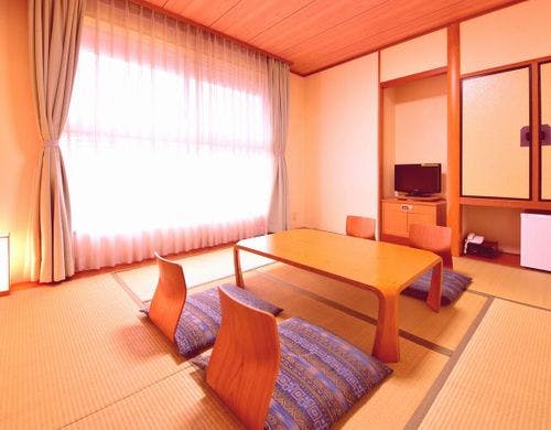 和室　風呂なし　20.8平方メートル　禁煙