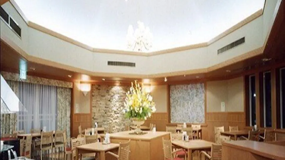Hotel Sunroute Patio Goshogawara