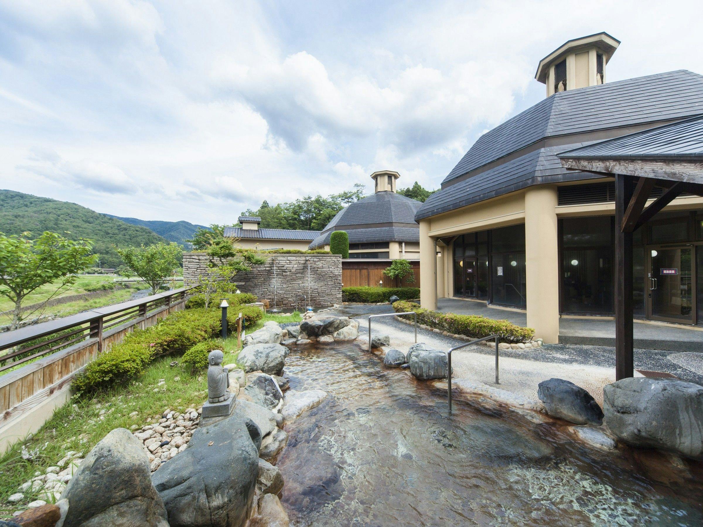 Hotel Silk Onsen Yamabiko