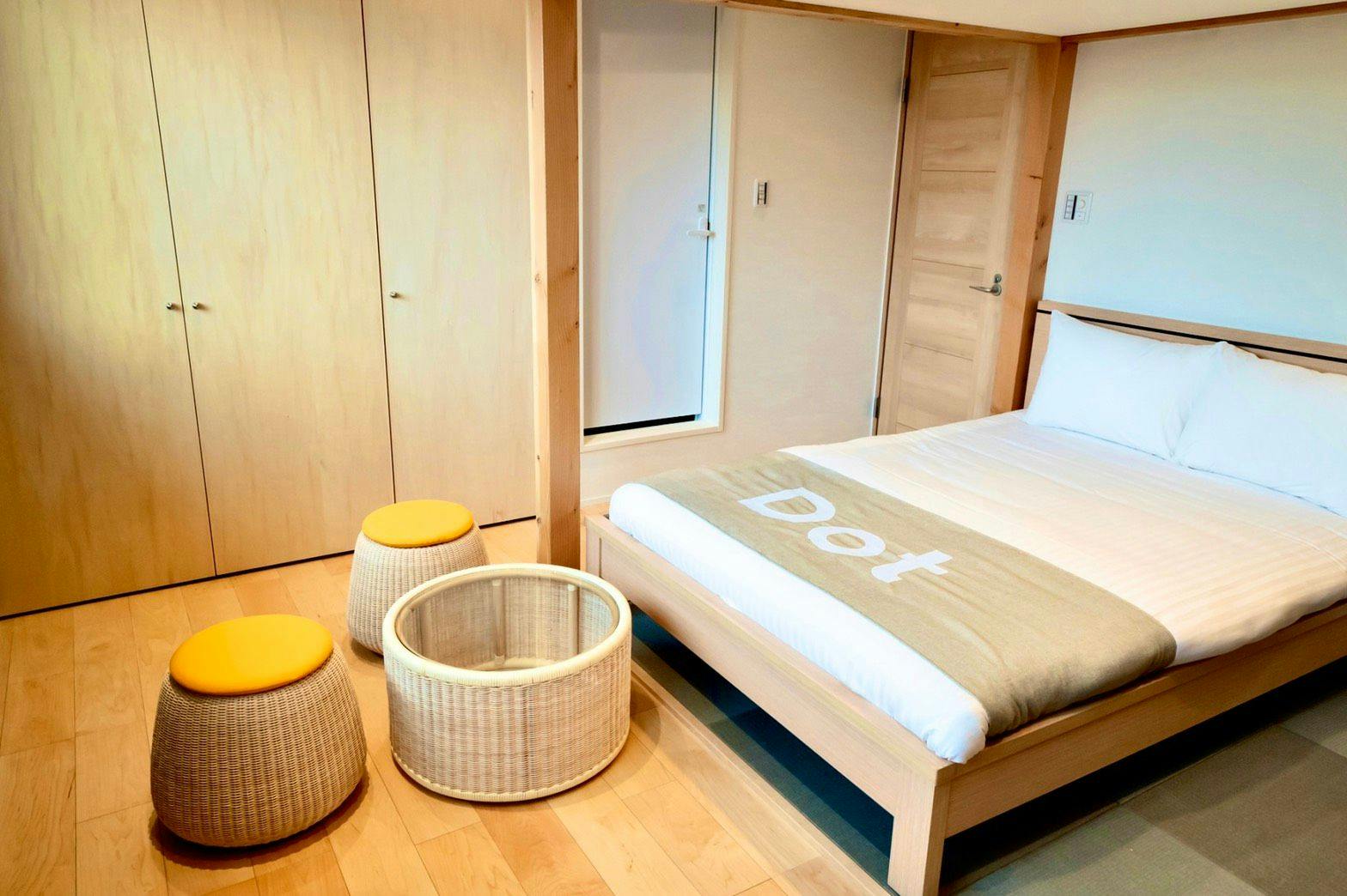 Dot Hostel & Bar