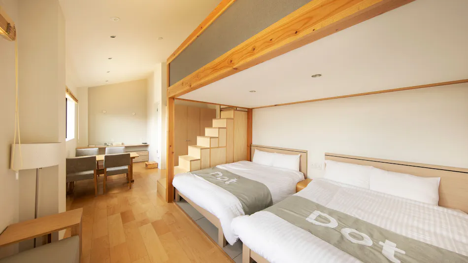 Dot Hostel & Bar