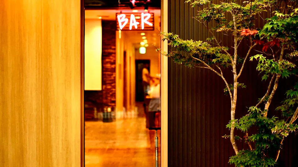 Dot Hostel & Bar