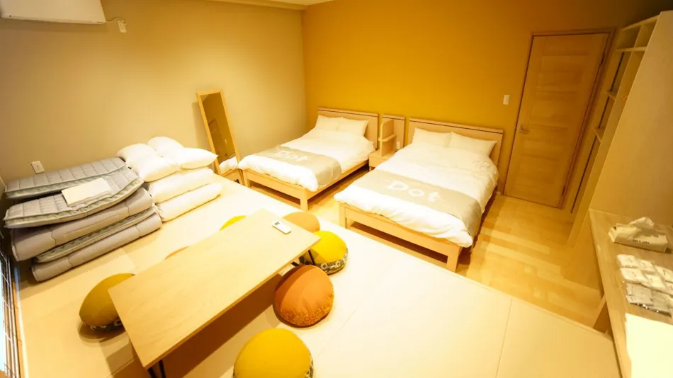 Dot Hostel & Bar