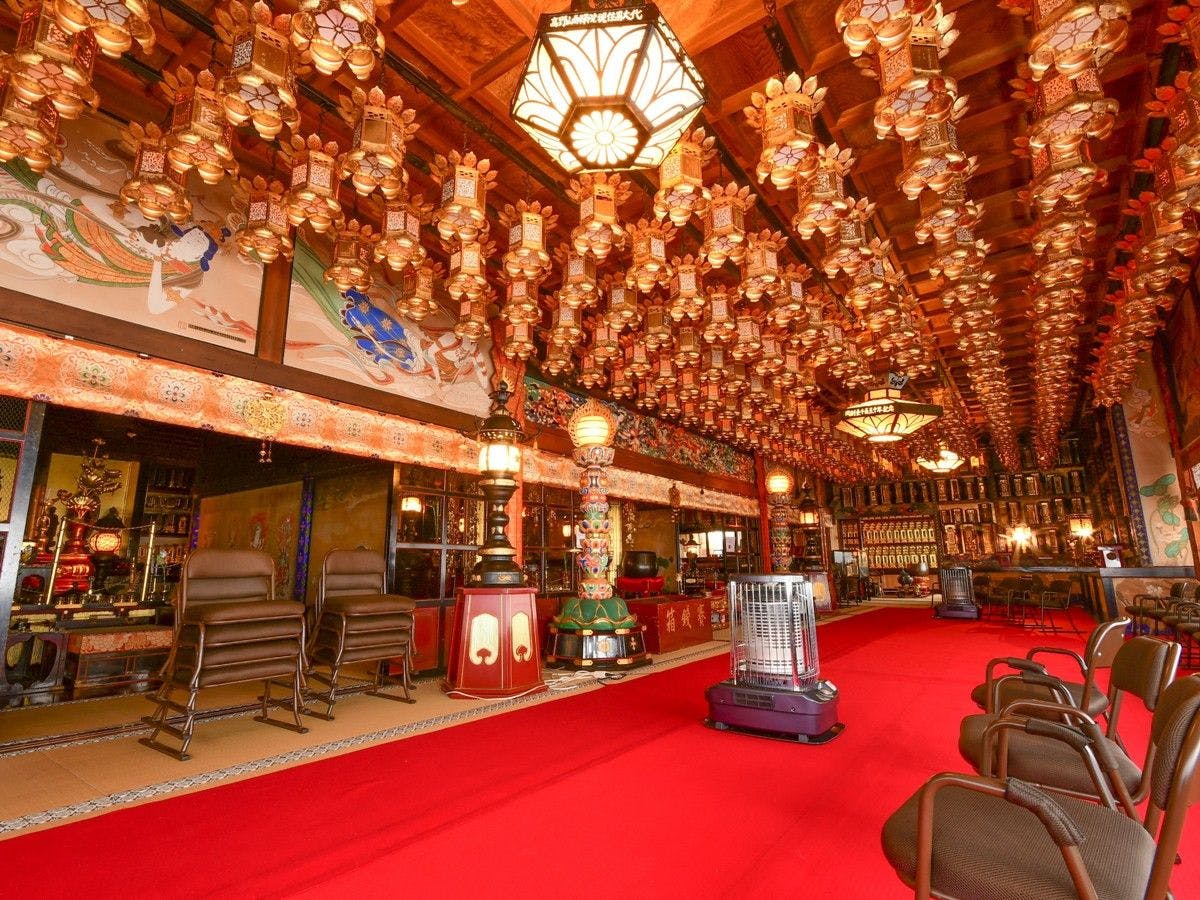 ตัวอย่างของหอหลัก