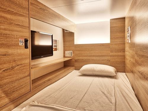 カプセルフロア