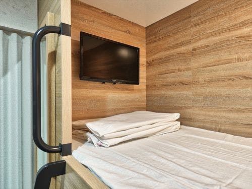 キャビンフロア