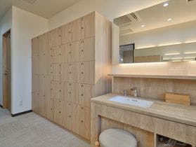 Ｙ’ｓ　ＣＡＢＩＮ＆ＨＯＴＥＬ那覇国際通り