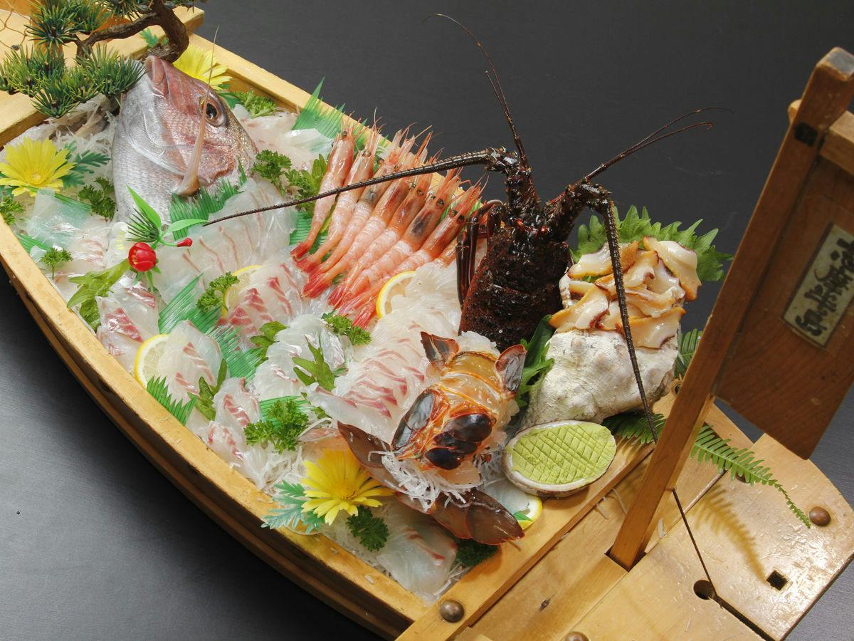 "Hidden Inn of Flavors" Kassen Ryokan Shima Peninsula