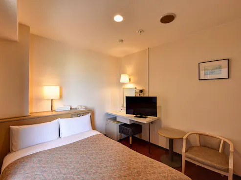 *Kamar Double/Minuman boleh dibawa masuk◎