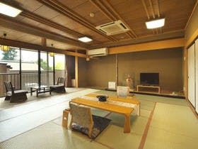 石和温泉　蒼き木々に風渉り水澄む銘庭の宿　ホテル甲子園