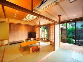 石和温泉　蒼き木々に風渉り水澄む銘庭の宿　ホテル甲子園