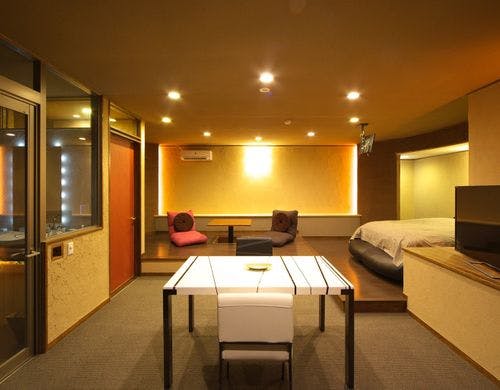 露天風呂客室　天神