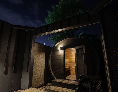 バレルサウナを県内初導入。