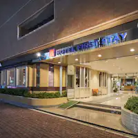 ทางเข้า|กลางคืน