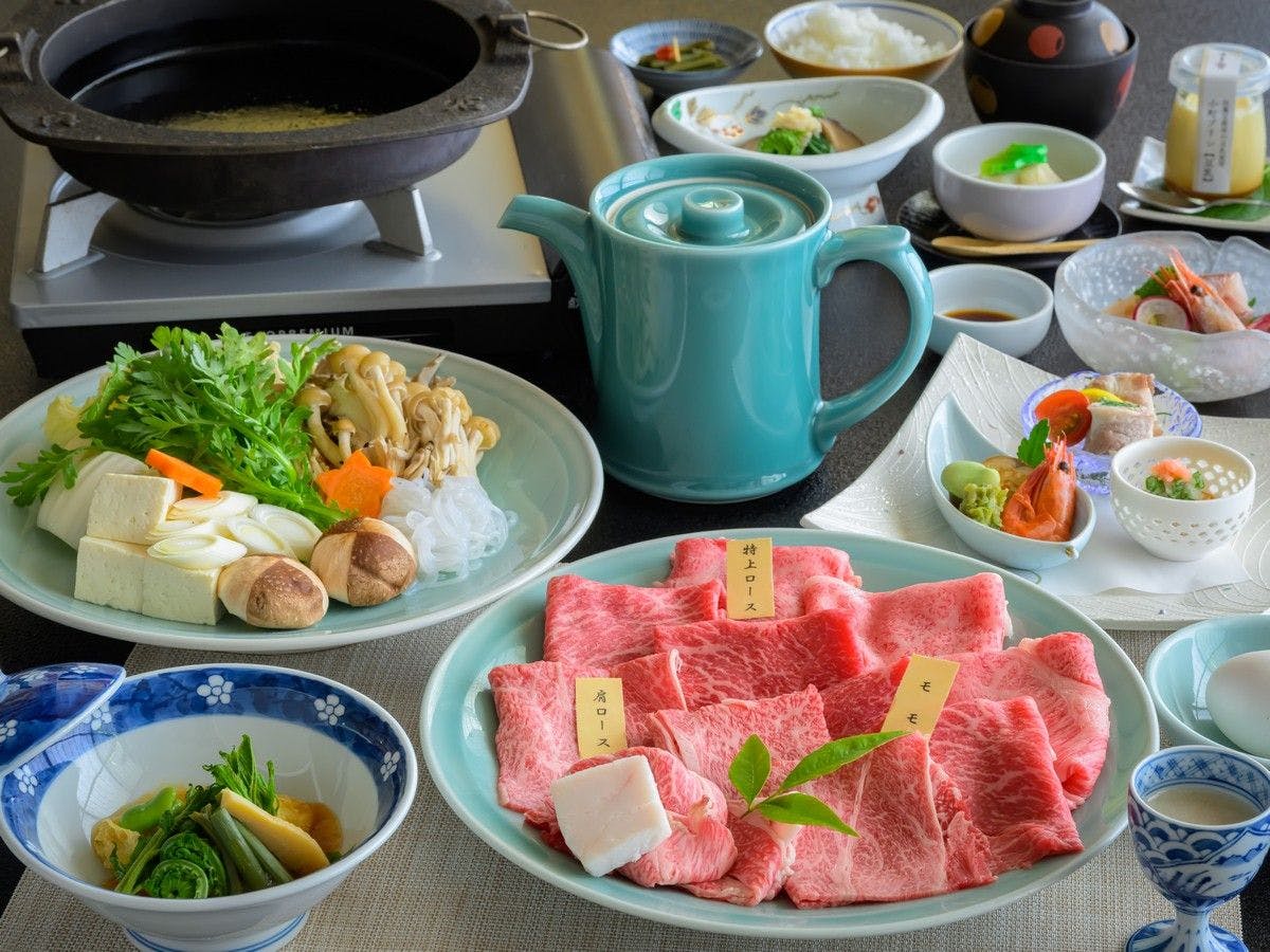 【งานเลี้ยงเนื้อจานใหญ่】