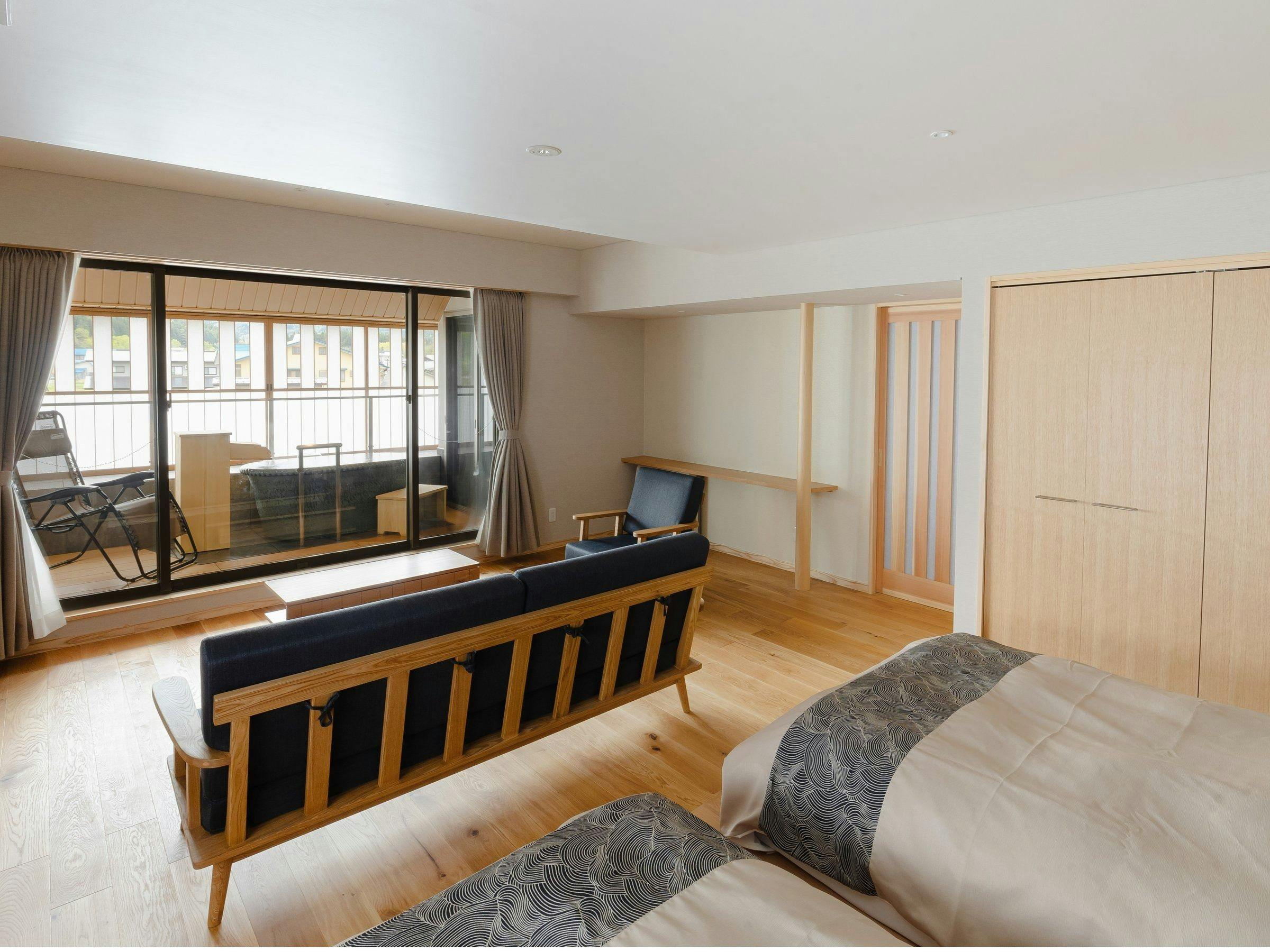 ห้องพัก＜อาซึมะ＞พร้อมอ่างอาบน้ำกึ่งกลางแจ้ง ช่วงเวลาแห่งการผ่อนคลาย