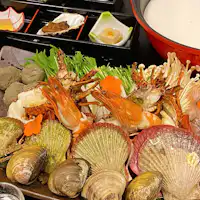 หม้อไฟกุ้งมังกร (ภาพสำหรับ 2 ท่าน)