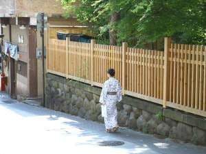 【Jalan Mata air panas】Nikmati perjalanan ke sembilan mata air panas.