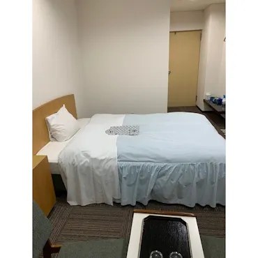 ห้องพักเตียงคู่ในอาคารหลักที่ปรับปรุงใหม่