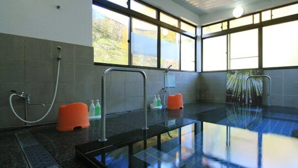 Yugawa Onsen Izumiya Ryokan <Fukushima Prefecture>