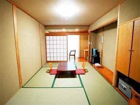 ラ・フォーレつるぎ山