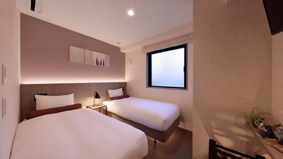 Dotonbori Crystal Hotel 4