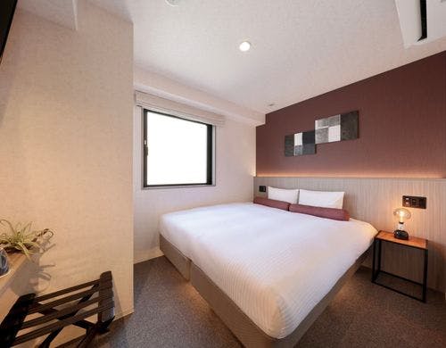 ダブルベット180cm×200cm。14平米