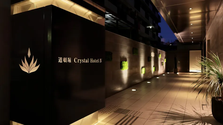 Dotonbori Crystal Hotel 4
