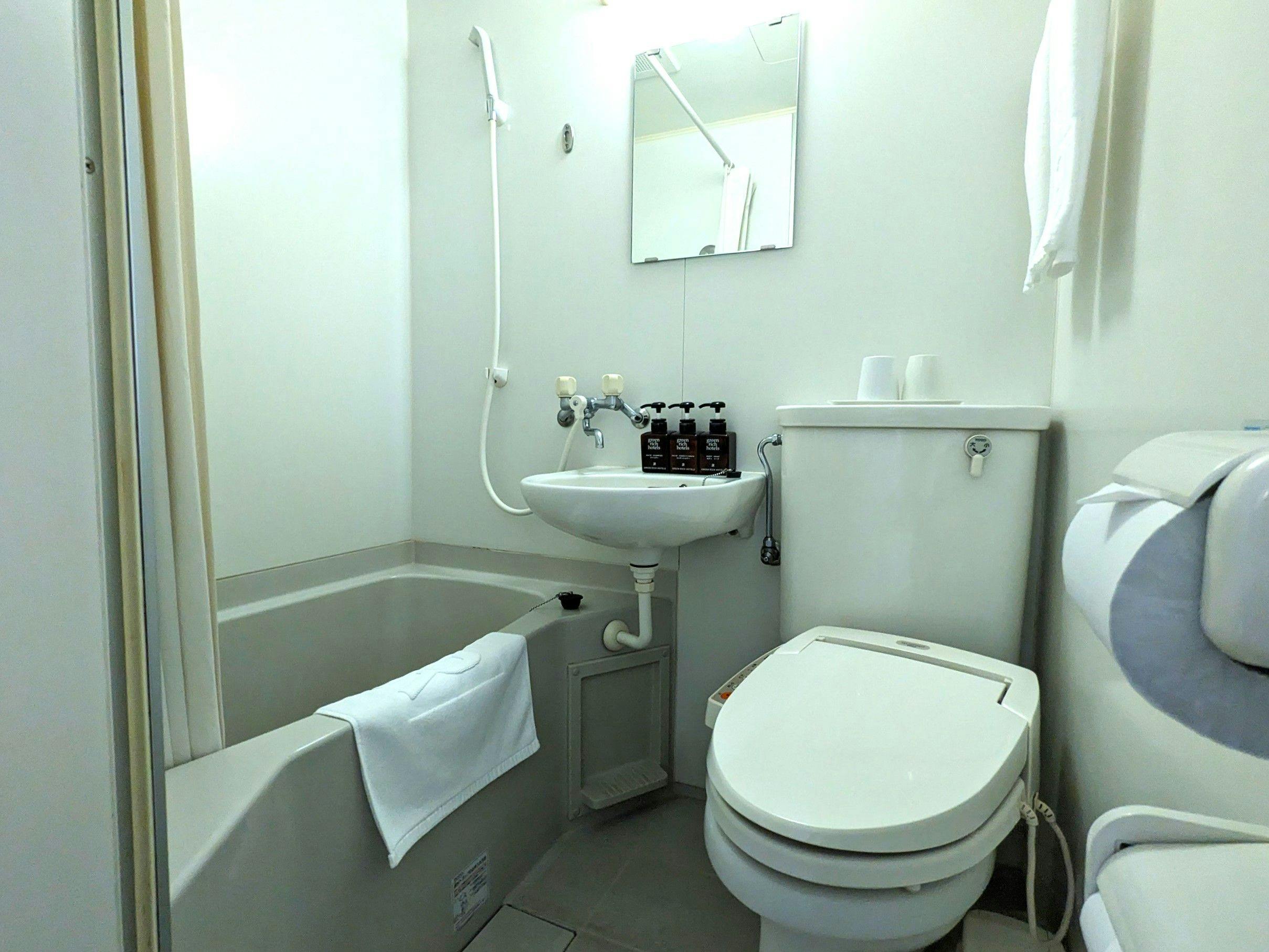 ทุกห้องมีอ่างอาบน้ำในตัว