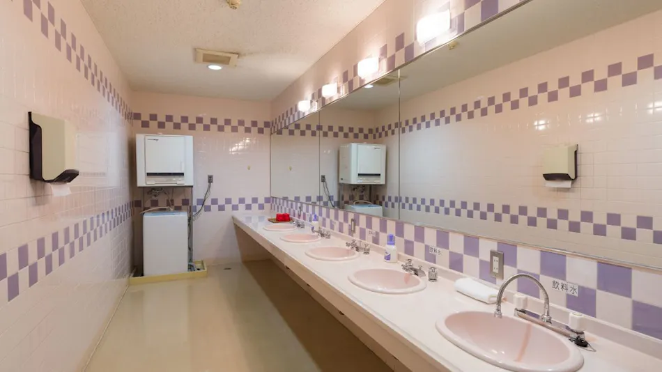 Tsukigata Onsen Yurikago