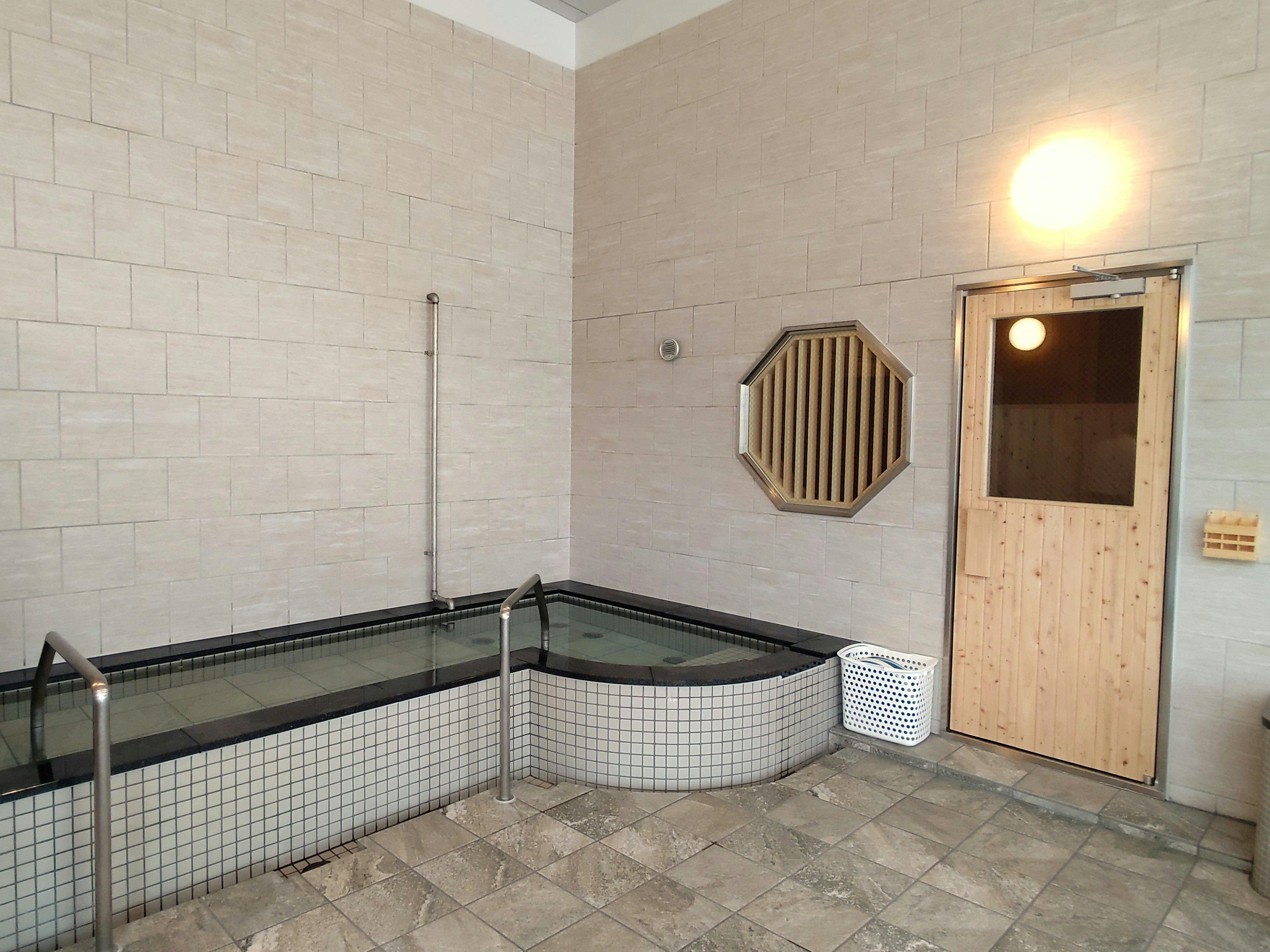 Tsukigata Onsen Yurikago