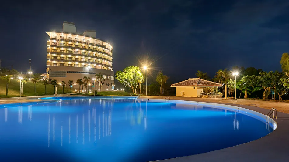 ANA Crowne Plaza Resort Okinawa Uruma Hills