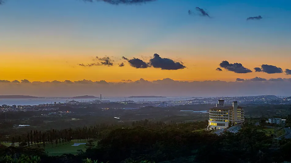 ANA Crowne Plaza Resort Okinawa Uruma Hills