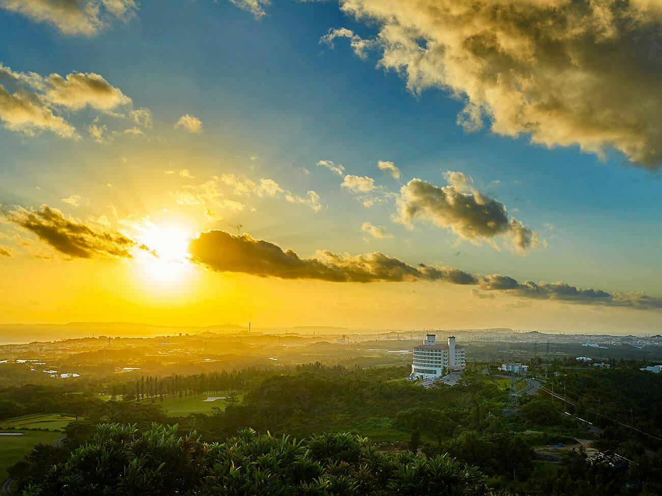 ANA Crowne Plaza Resort Okinawa Uruma Hills
