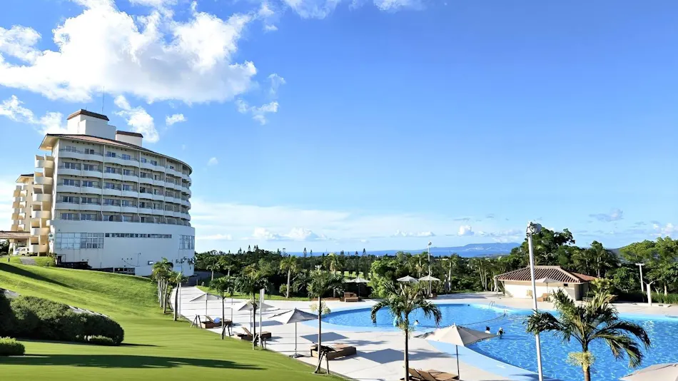 ANA Crowne Plaza Resort Okinawa Uruma Hills