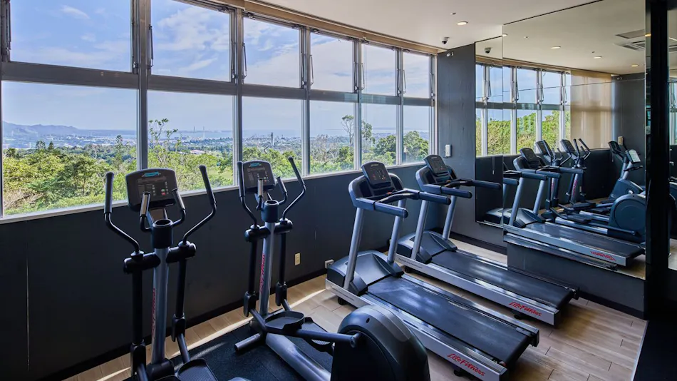 ANA Crowne Plaza Resort Okinawa Uruma Hills