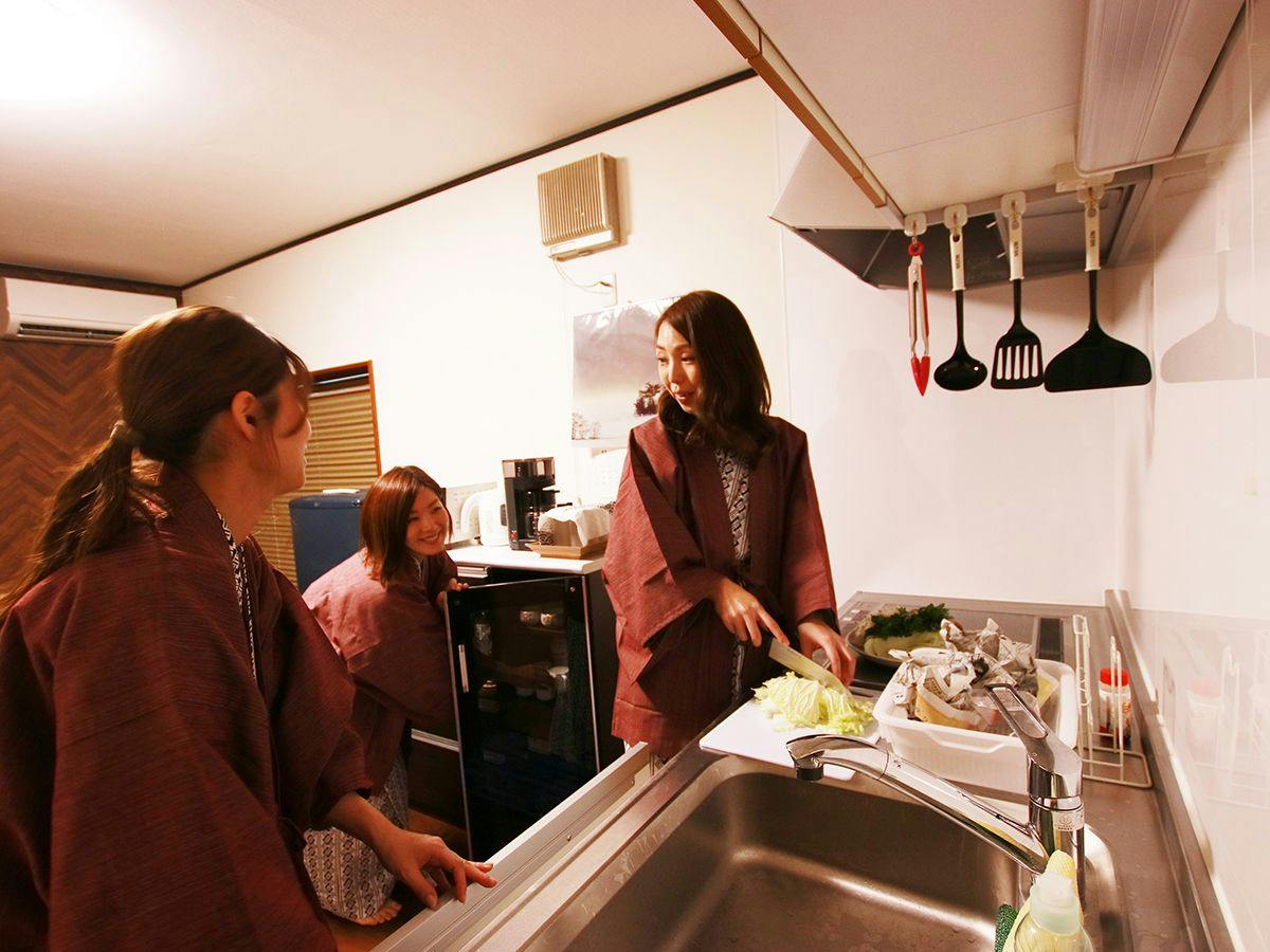 Kinosaki Onsen - Whole House Rental, Family Inn Kinoie