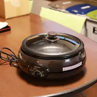 เรายังมีหม้อไฟฟ้าพร้อมให้บริการ