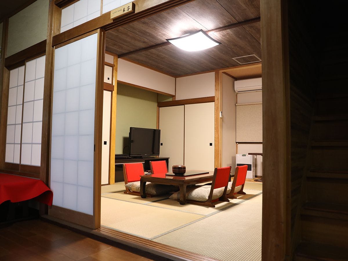 Kinosaki Onsen - Whole House Rental, Family Inn Kinoie