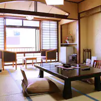 【ห้องสไตล์ญี่ปุ่นกว้างขวางพร้อมอ่างอาบน้ำในตัว】