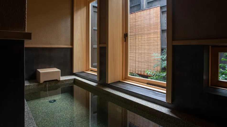 Etchu Inami Machiya Ryokan Kokarian