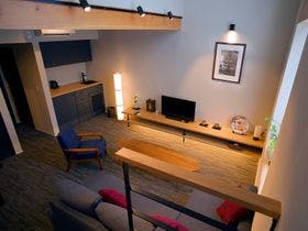 ホテル仙石原５３３