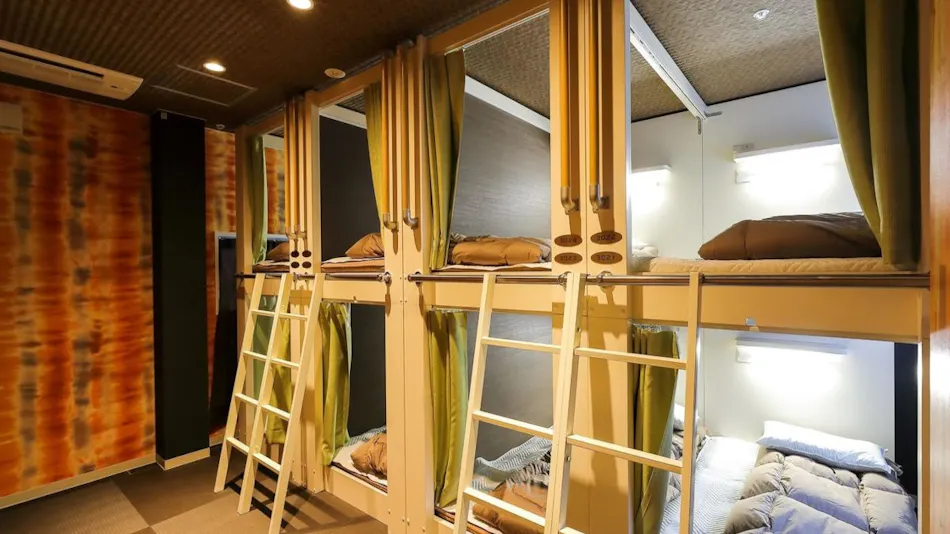 Guest House Kobe Nadeshikoya