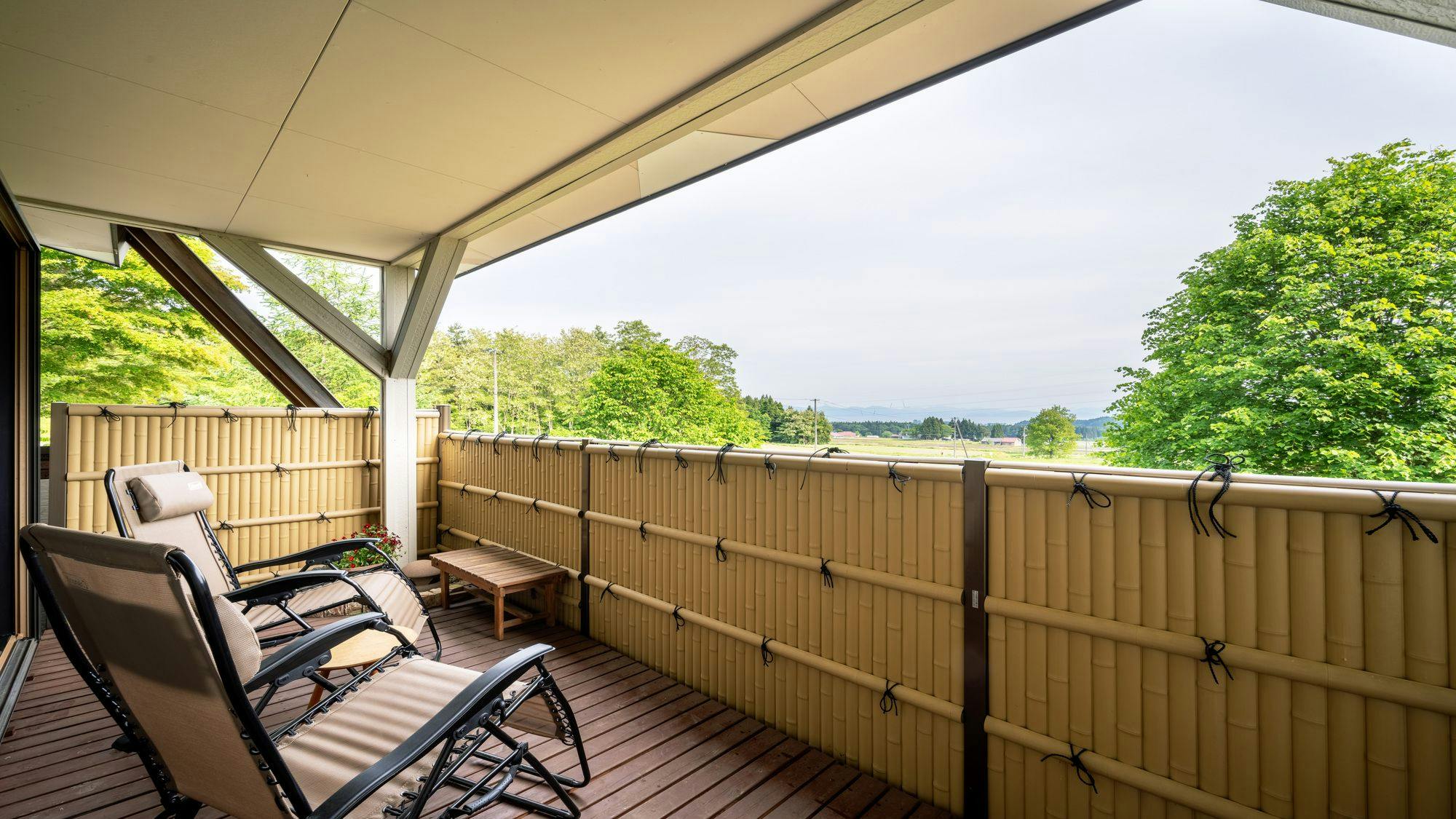 Healing Inn White Pension